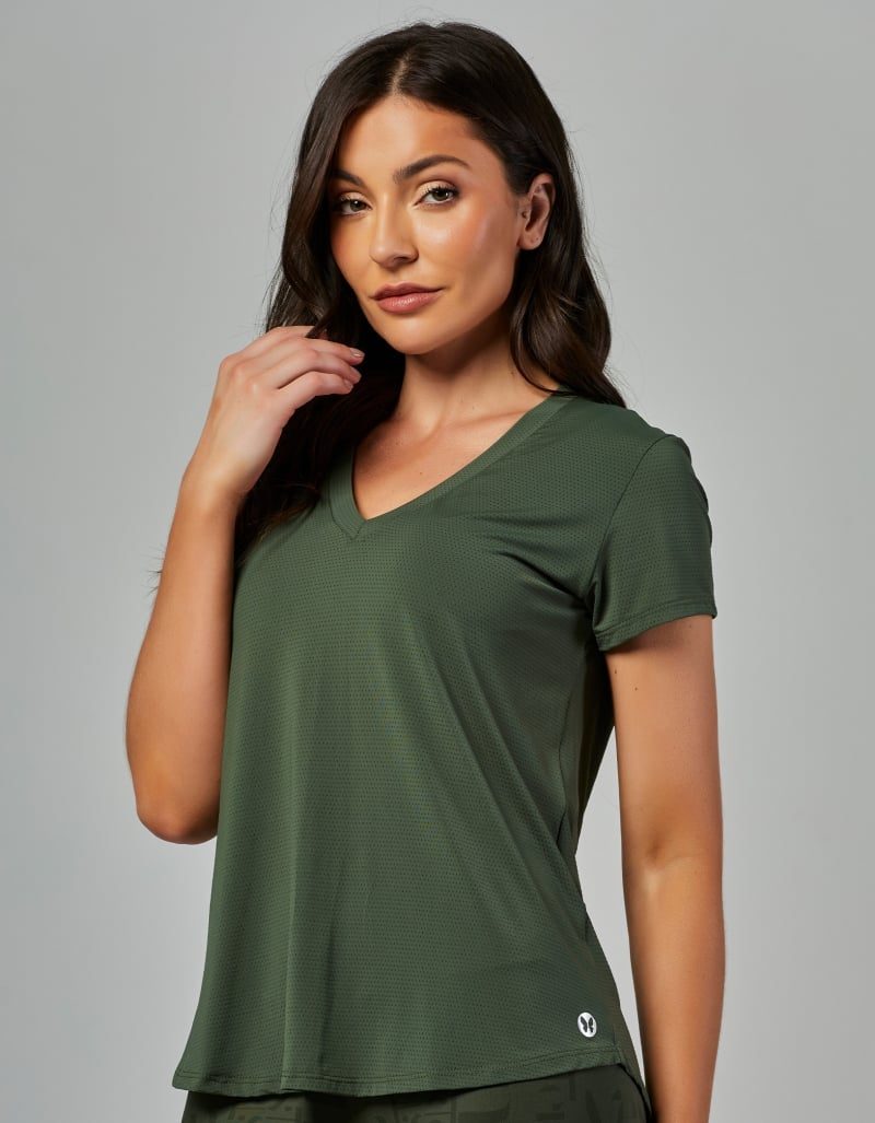 19692bcd94d5c2e45d1cd300a36a7c54.jpg Blusa Manga Curta Janice VESTEM - Imagem 4