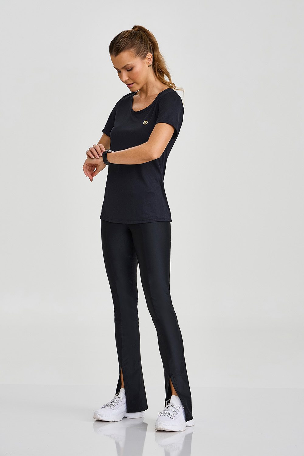 c72239899a55cad90c7f8a80efdcd9f6.jpg Blusa Ultra Clássica  CajuBrasil - Imagem 3