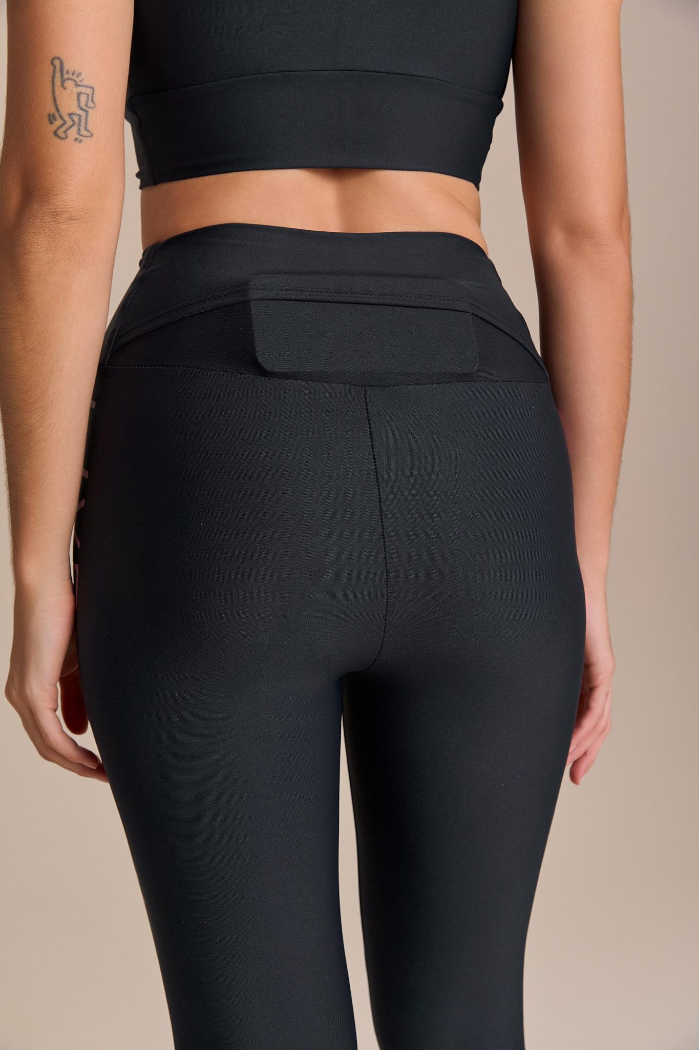 ce4e20c6a3e47f4e8c0620e8c4c62b06.jpg Calça Fuso Icon Termocromico LIVE! - Imagem 5