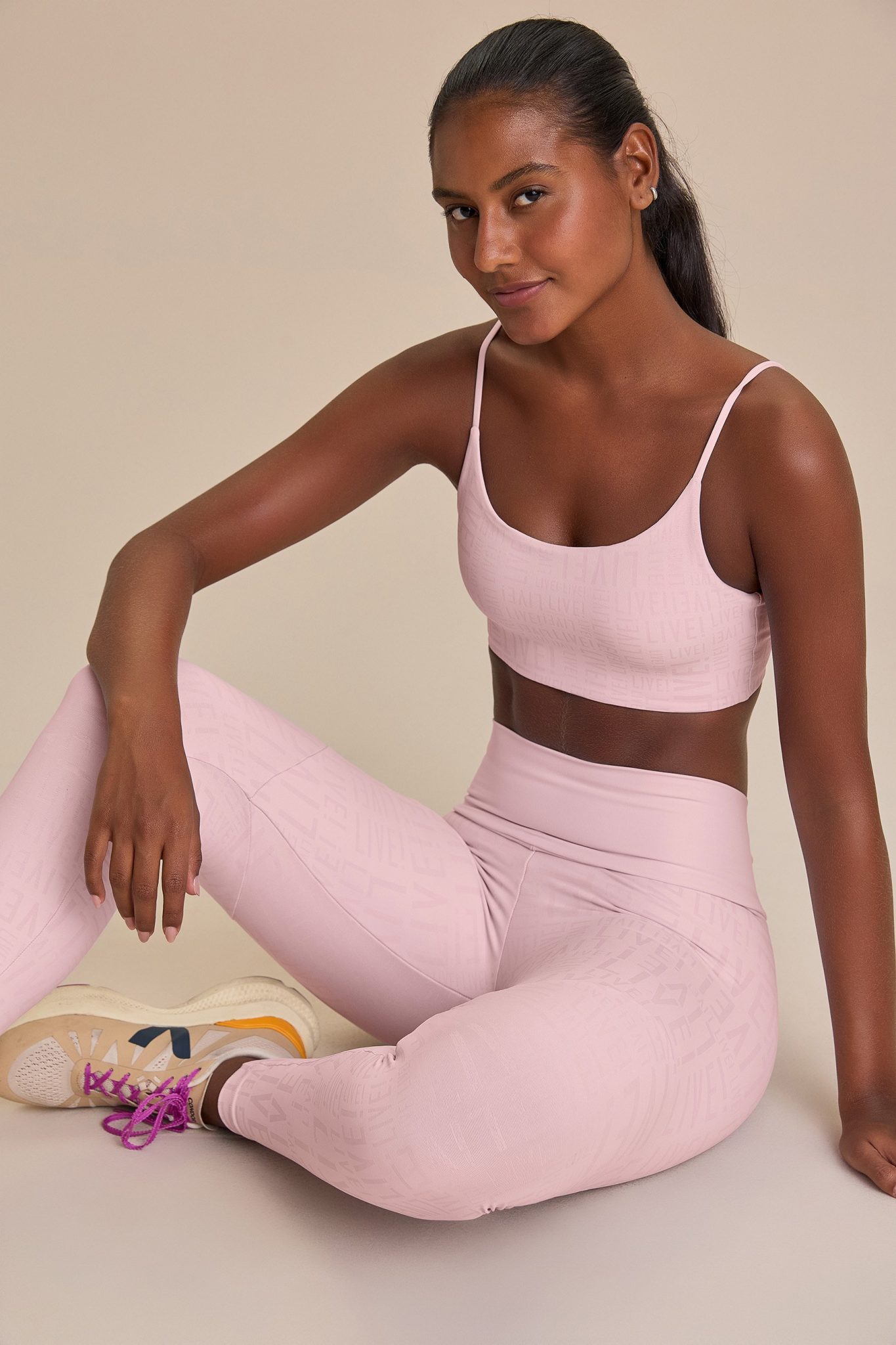 d218f31477f59cd1aaf3c6335efa49d5-1.jpg Calça Fuso LIVE - Imagem 3