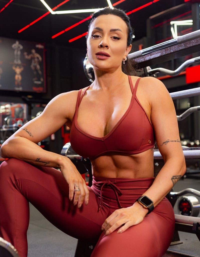 d7c529789ce4f77278f9249109968f7a.jpg Top Leve Sustentação Legacy Vermelho Adrenaline - Imagem 5