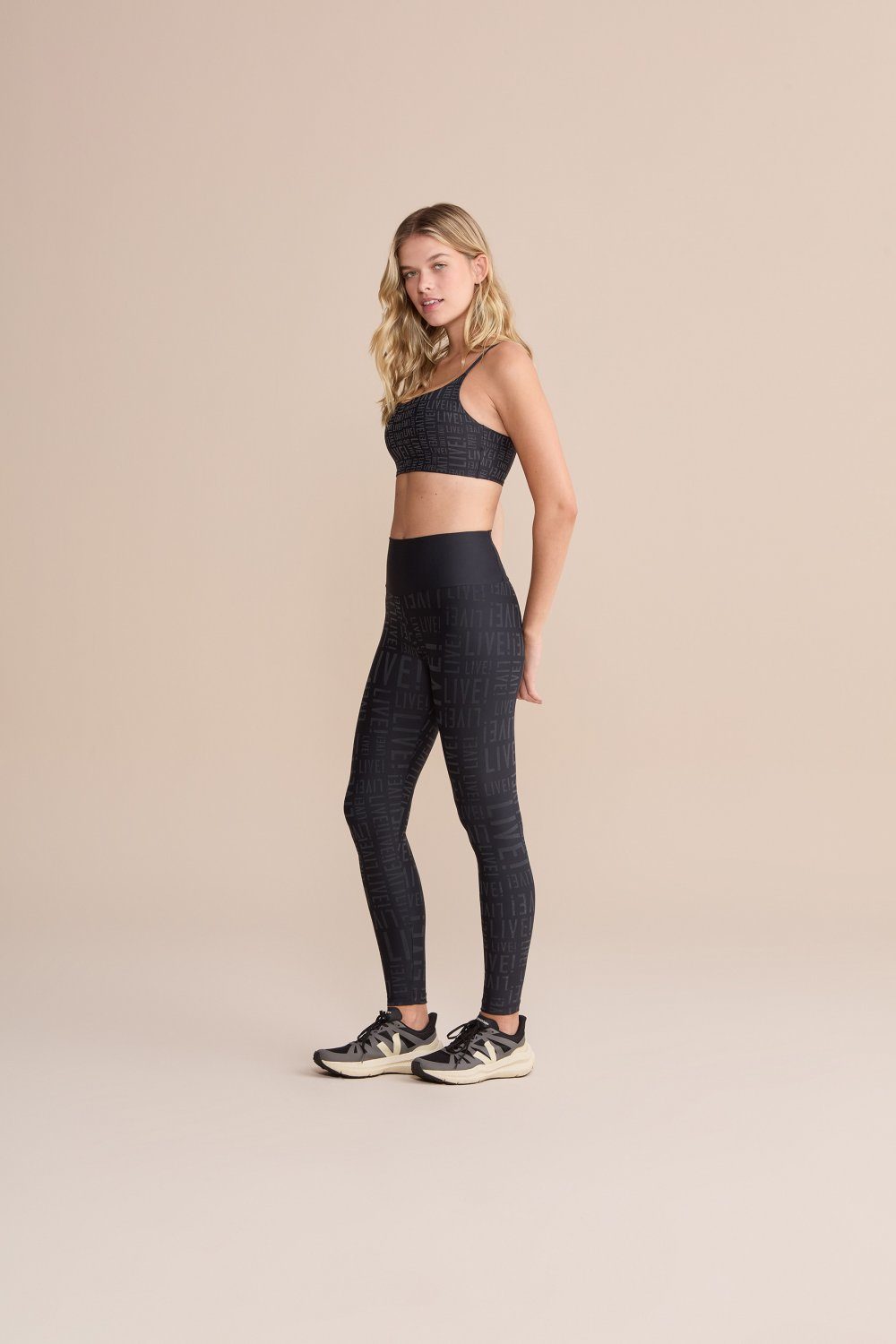 fde249177b60f28d9c73ba611525bcb6-2.jpg Calça Fuso LIVE - Imagem 9